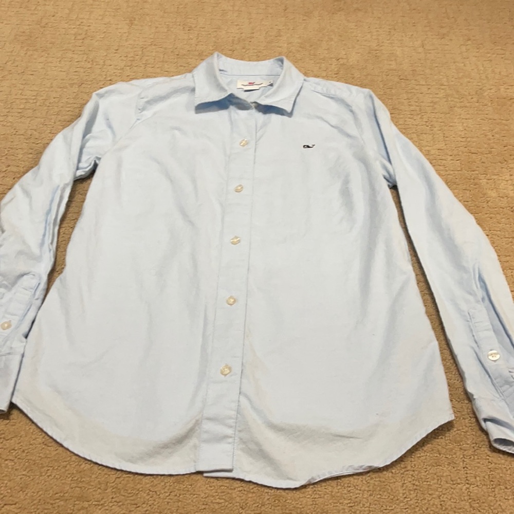 Vineyard Vines button down shirt